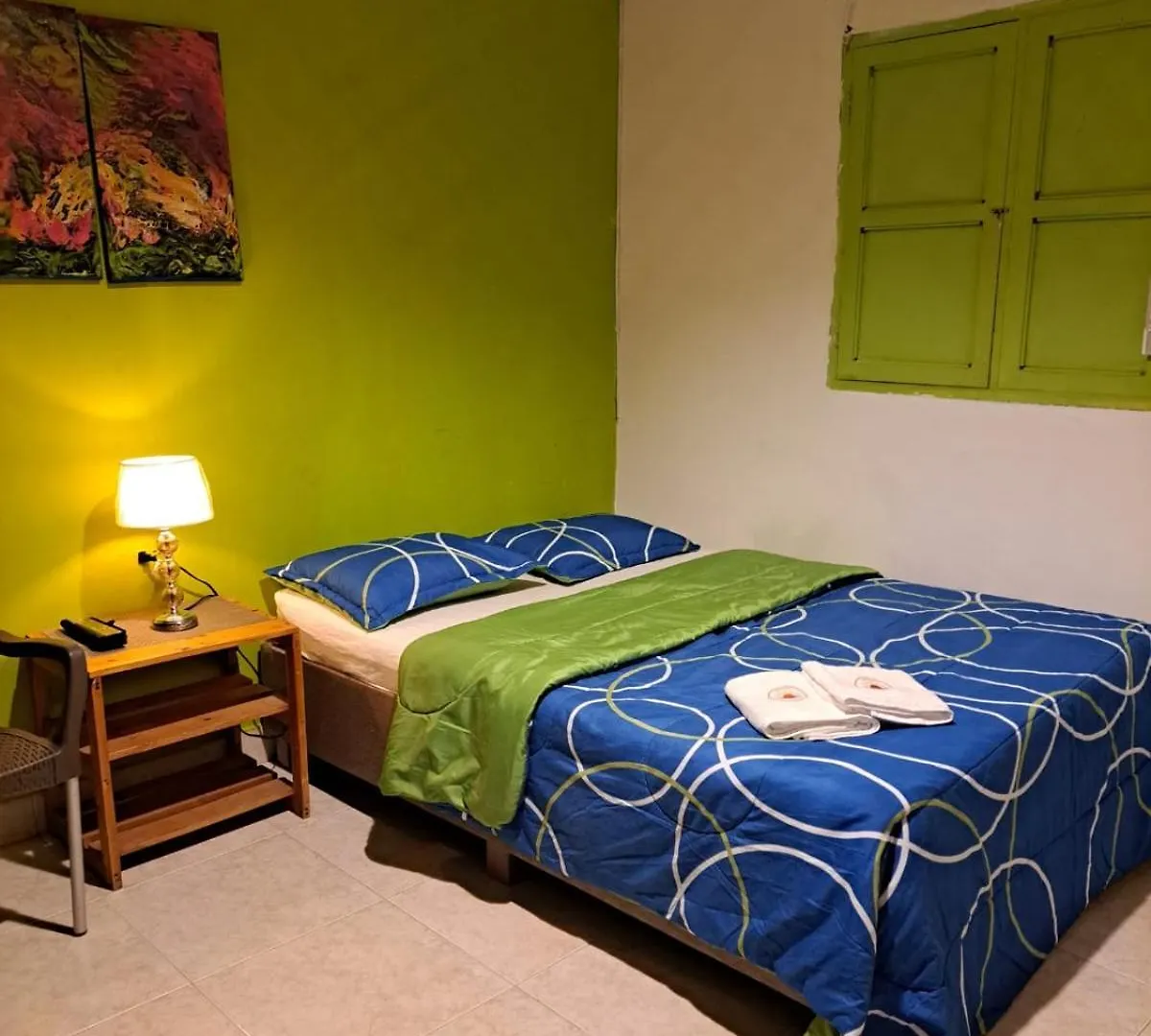 Hostel Shalom Adonai Cartagena 0*,