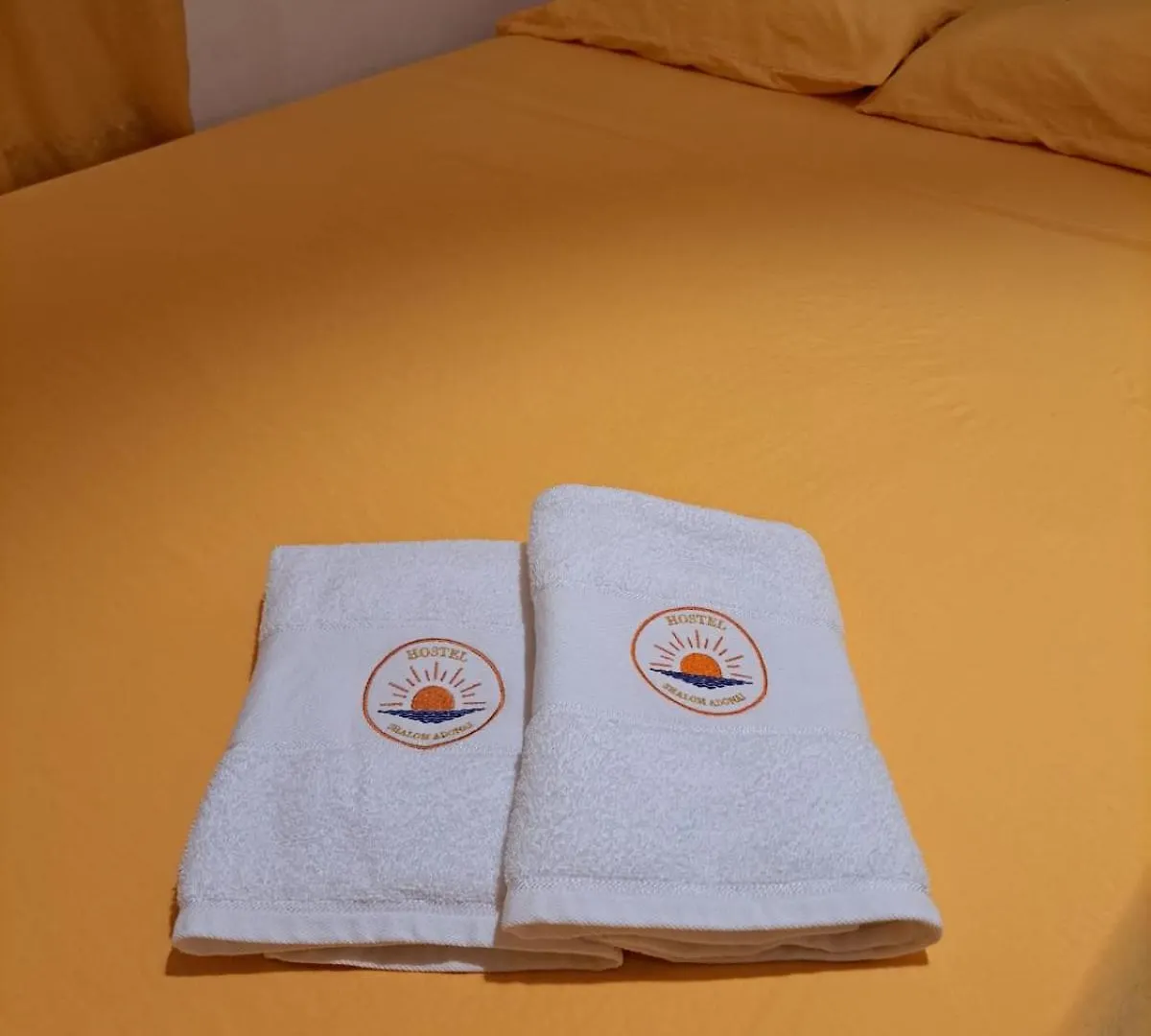 Hostel Shalom Adonai Cartagena Pensión