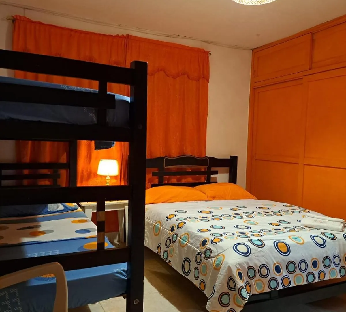 Hostel Shalom Adonai Cartagena